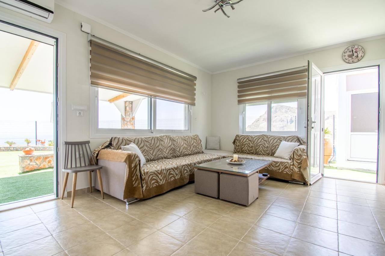 Golden Sunrise Stegna Apartment *